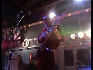PDVD 006 zps2ec70868 - Stevie Ray Vaughan And Double Trouble Live At Montreux 1982 And 1985 (2004) [1 DVD5 + 1 DVD9] [PAL] [VH]