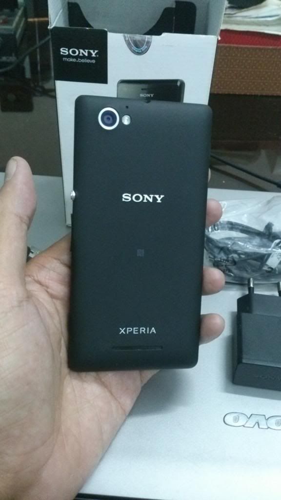 Toàn Xperia Chính hãng giá rẻ, SBH80 hàng tray đã có hàng và hơn nữa!!! - 6