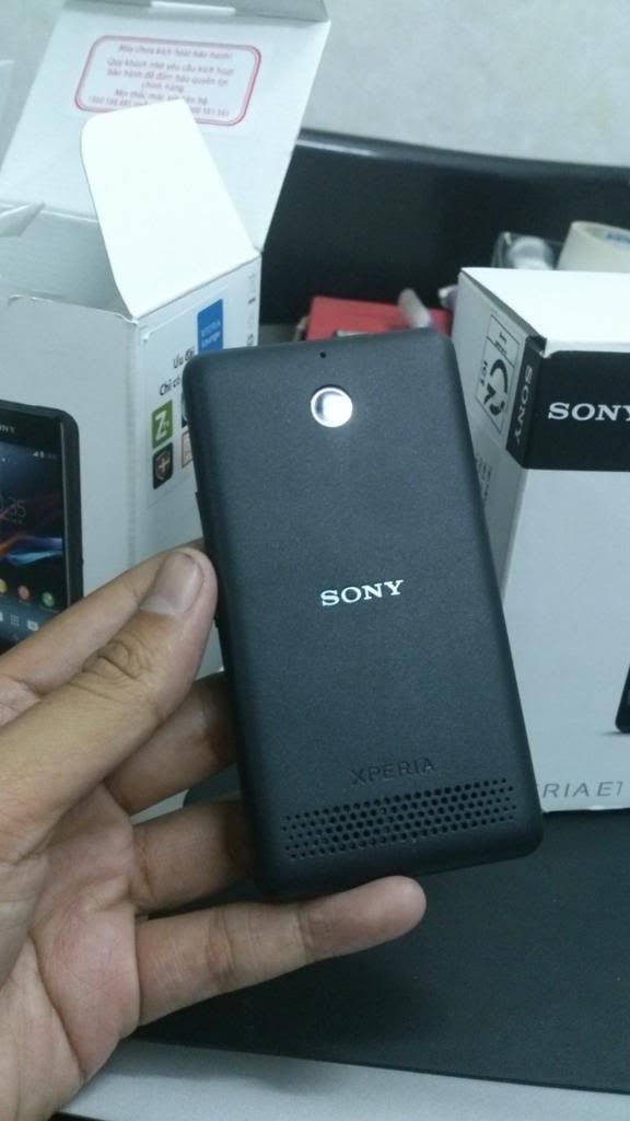Toàn Xperia Chính hãng giá rẻ, SBH80 hàng tray đã có hàng và hơn nữa!!! - 5