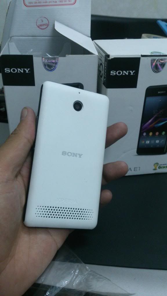 Toàn Xperia Chính hãng giá rẻ, SBH80 hàng tray đã có hàng và hơn nữa!!! - 3