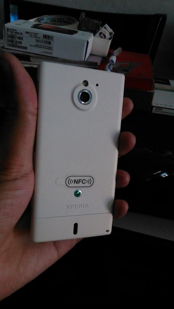 Binh đoàn Xperia công ty và phụ kiện, ké thêm LG G2 công ty, giá sỉ!!! - 26