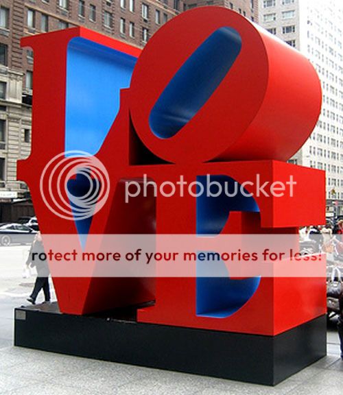Patung LOVE di New York • © Phaidon